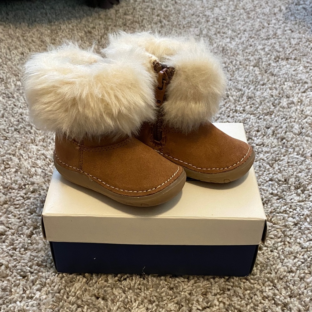 Warm Brown Kids Boots with Plush Fur Trim
